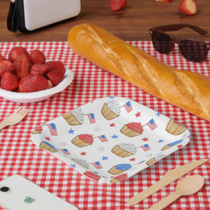 Patriotische amerikanische Flaggen-Cupcakes Sterne Pappteller