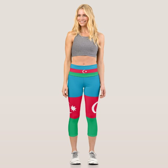 Patriotische aserbaidschanische Flagge Capri Leggings (Vorderseite)