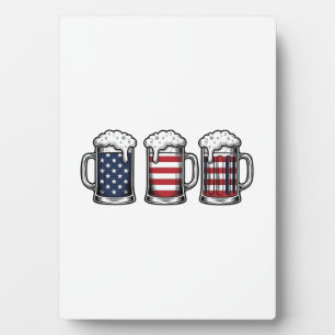 Patriotische Bierkrüge Vintage Vektor Shirt Design Fotoplatte
