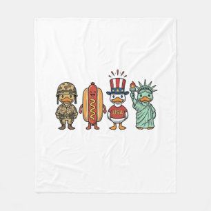 Patriotische Ente und Hot Dog Vintage Vector Shirt Fleecedecke