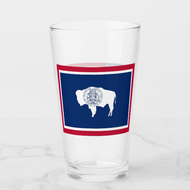 Patriotische Glastasse mit der Flagge von Wyoming Glas (Vorderseite)