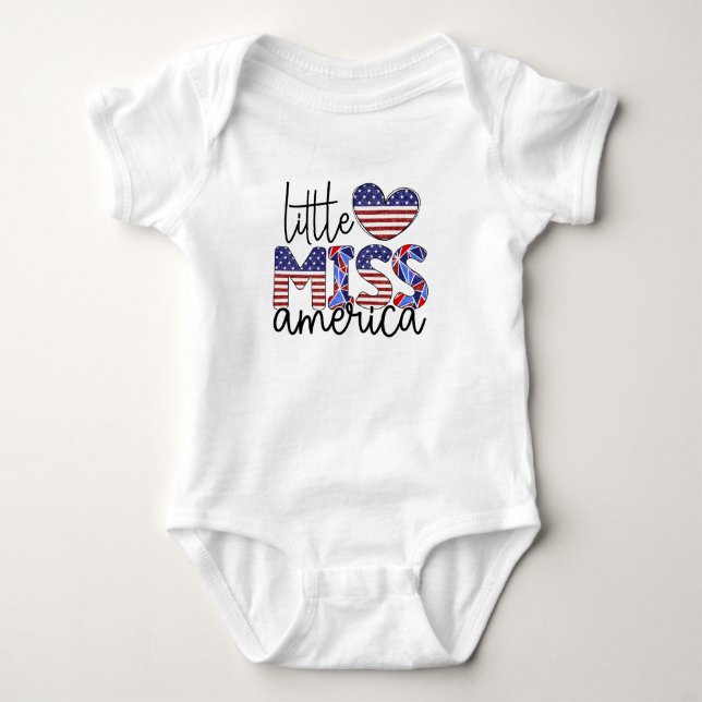 PATRIOTISCHE ROTE WEISSE BLAUE KLEINE MISS AMERIKA BABY STRAMPLER (Vorderseite)
