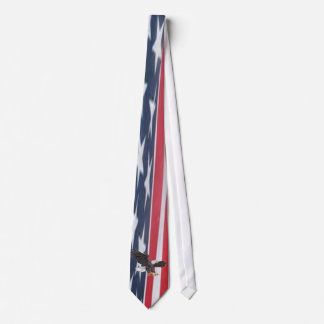 PATRIOTISCHE USA-FLAGGE MIT EAGLE KRAWATTE