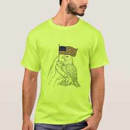Patriotischer Adler mit amerikanischer Flagge T-Shirt