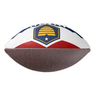 Patriotischer American Football mit der Flagge von