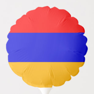Patriotischer Ballon mit armenischer Flagge