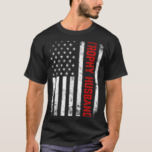 Patriotischer Ehemann American Flag Trophy Kunstwe T-Shirt