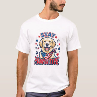 Patriotischer Golden Retriever "Bleib Pfotenfroh" T-Shirt