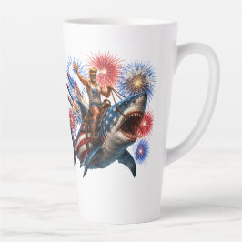 Patriotischer Hai-Reiter-Feuerwerk USA Milchtasse