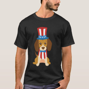 Patriotischer Hund mit USA-Hut und Fliege T-Shirt