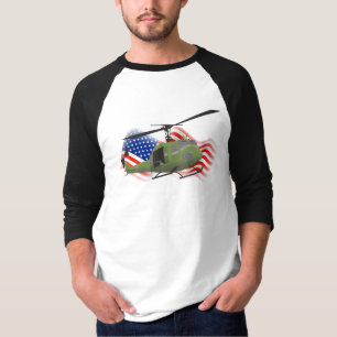 Patriotischer MilitärHuey Hubschrauber T-Shirt