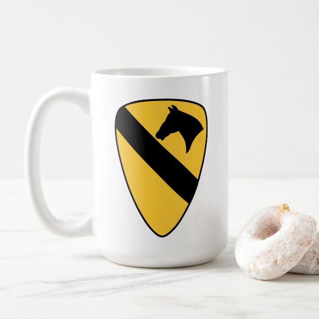 Patriotischer Patch der ersten Cavalry Division Kaffeetasse (Mit Donut)