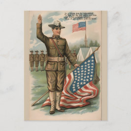 Patriotischer Soldat hält US-Flagge Postkarte