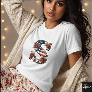Patriotisches Blumen-Letter S Kranz-Design T-Shirt