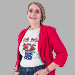 Patriotisches Blumenstrauß-Amerikafahnen-Bouquet T-Shirt