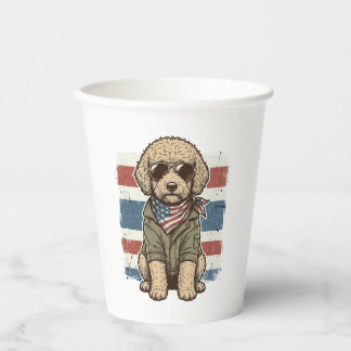 Patriotisches Doodle-Hund Vintage-Gravur-Shirt-Des Pappbecher