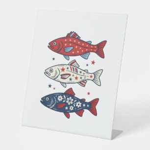 Patriotisches Drei-Fisch-Vintage-Stickerei-Shirt-D Sockelschild