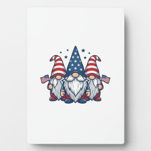 Patriotisches Gnom-Trio Vintage-Vektordesign_1 Fotoplatte