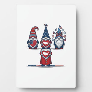 Patriotisches Gnom-Trio Vintage-Vektordesign_1 Fotoplatte