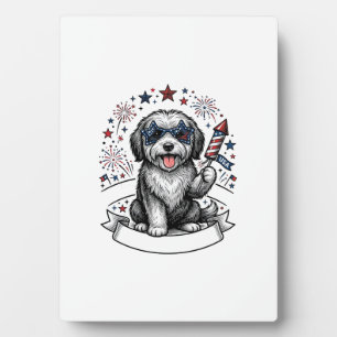 Patriotisches Hund-Feuerwerk Vintage-Vector-Shirt_ Fotoplatte