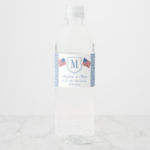 Patriotisches Monogramm Amerikanische Flaggen Hoch Wasserflaschenetikett