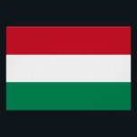 Patriotisches Poster mit Flagge Ungarns<br><div class="desc">Lassen Sie sich von unserem beeindruckenden Poster mit der ungarischen Flagge verzaubern! Dieses Plakat ist mehr als nur Wandkunst, es ist eine Feier der reichen Kultur und des Nationalstolzes Ungarns. Das kühne Design zeigt die ungarische Fahne deutlich an, was es zu einer einzigartigen und sinnvollen Art macht, Ihre Liebe für...</div>