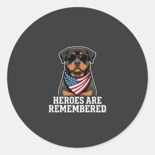 Patriotisches Rottweiler-Held-Hund-Vektor-Design Runder Aufkleber