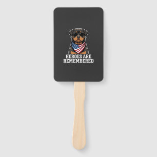 Patriotisches Rottweiler-Held-Hund-Vektordesign Fächer