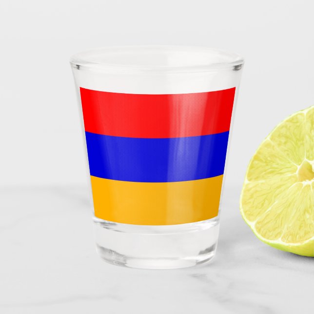 Patriotisches Schießglas mit armenischer Flagge Schnapsglas (Vorderseite)