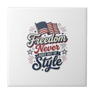 Patriotisches T-Shirt Freiheit verliert nie seinen Fliese