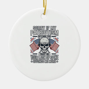 Patriotisches Totenkopf-Vintage-Stich-Zitat-Vektor Keramik Ornament