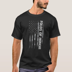 Patriotismus Falten der Ehrenfahne Amerikas T-Shirt