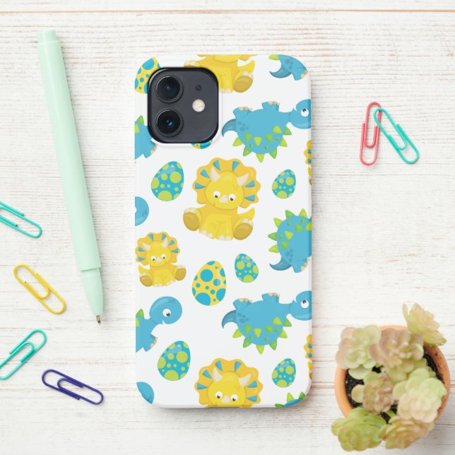 Pattern of Dinosaurs, Cute Dinosaurs, Baby Dino iPhone Hülle (Auf dem Schreibtisch)