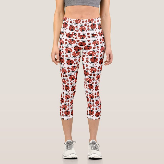 Pattern of Ladybugs, Cute Ladybugs, Red Ladybugs Capri Leggings (Vorderseite)
