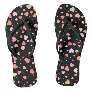 Pattern Valentine's 2024 Hintergrund mit Herz Flip Flops