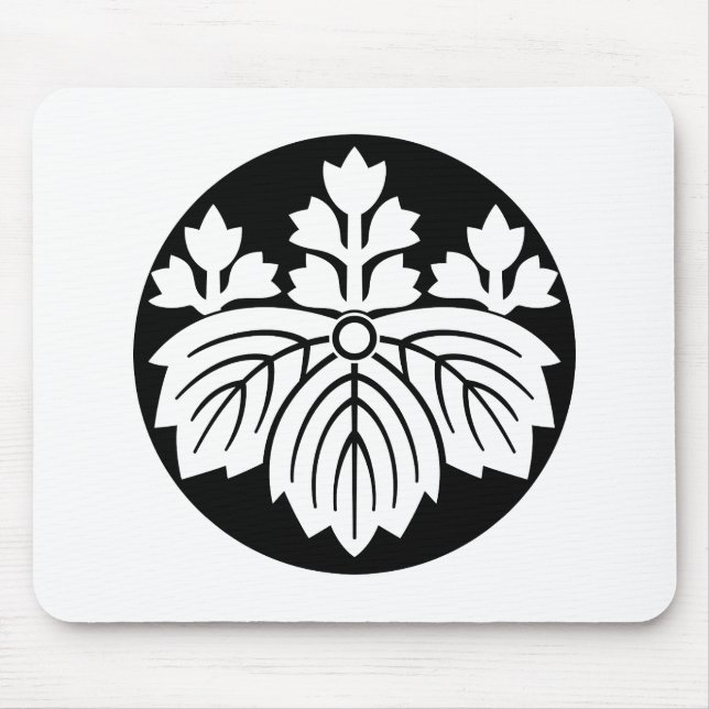 Paulownia aus Nadelblättern mit 53 Blüten in Reisk Mousepad (Vorne)