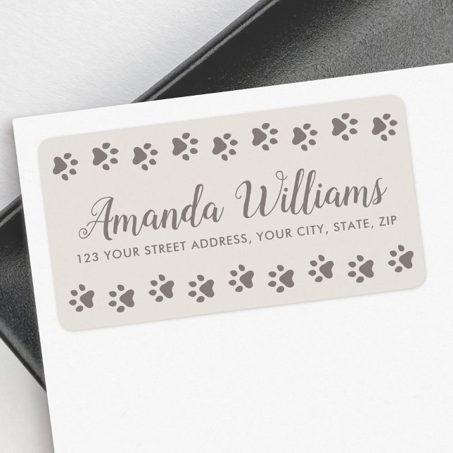 Paw druckt hellbeige braune hübsche Skriptrückgabe Adressaufkleber (Paw prints light beige brown pretty script return label)