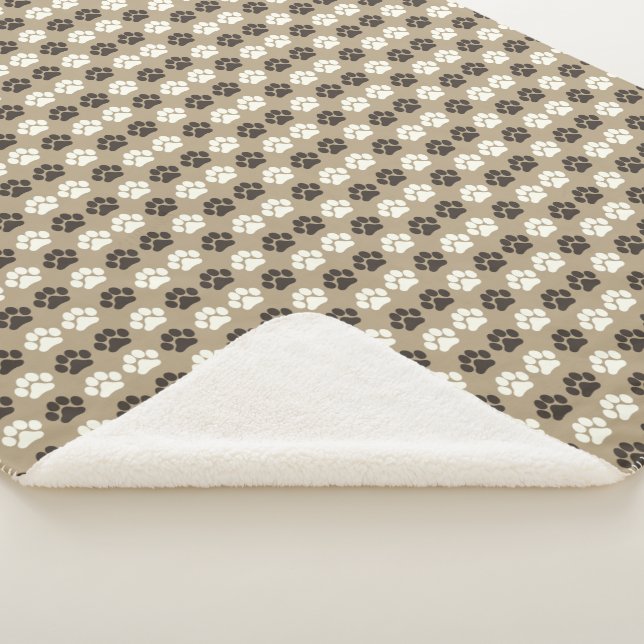 Paw Print Pattern Earthy Sand Sherpadecke (3/4)