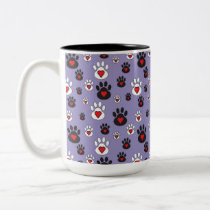Paw Prints mit roten Herzen auf blau Zweifarbige Tasse