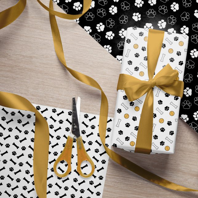 Paws Knochen Balls Schwarz-weiße Hundemuster Geschenkpapier Set (Von Creator hochgeladen)
