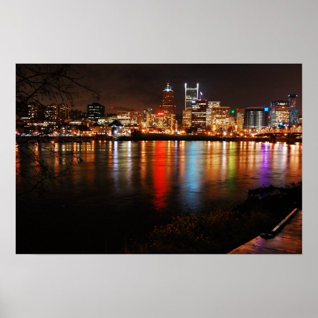 PDX City Skyline in der Nacht Poster (Vorne)