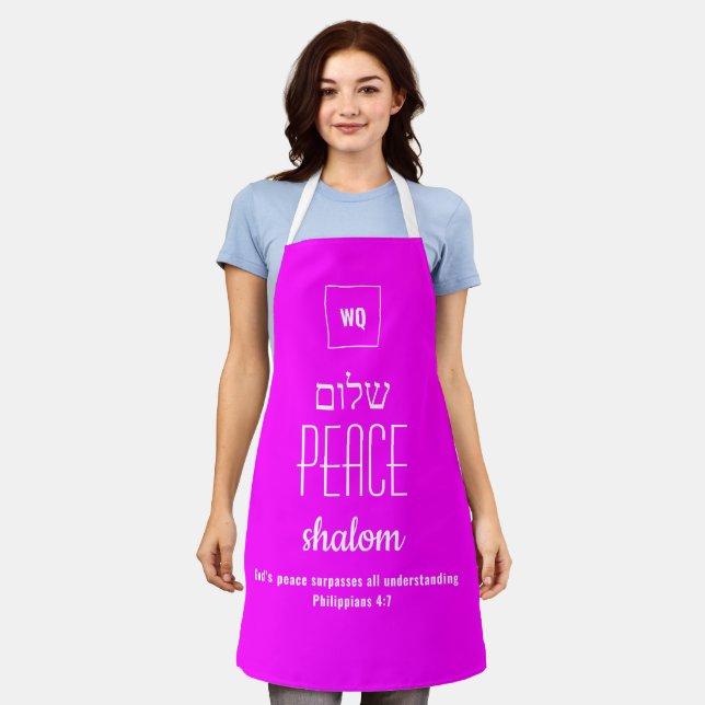 PEACE Hot Pink | Shalom Hebrew | ש ל ו ם | Schrift Schürze (Getragen)