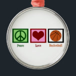 Peace Liebe Basketball Ornament Aus Metall<br><div class="desc">Ein Friedensschild,  ein Herz und ein Basketball sind ein großartiges Geschenk für einen Basketballspieler.</div>