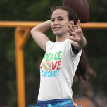 Peace Liebe Fußball Weihnachten T-Shirt<br><div class="desc">Peace Liebe Football. Ein niedliches Weihnachtsgeschenk für einen Fußballspieler oder Fan. Dieses coole Sportdesign ist grün,  rot und blau mit dem Ball in der Mitte.</div>