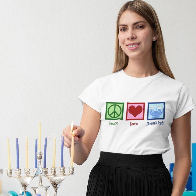 Peace Liebe Hanukkah Menorah Niedlich Women's T-Shirt (Von Creator hochgeladen)