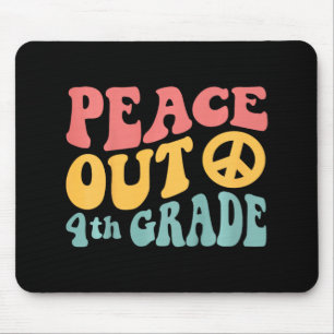 Peace Out 4. Grade Funny Retro 70's Letzter 4. Tag Mousepad