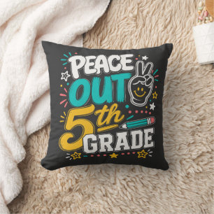 Peace Out 5. Klasse Retro Groovy Abschlussjahrga Kissen