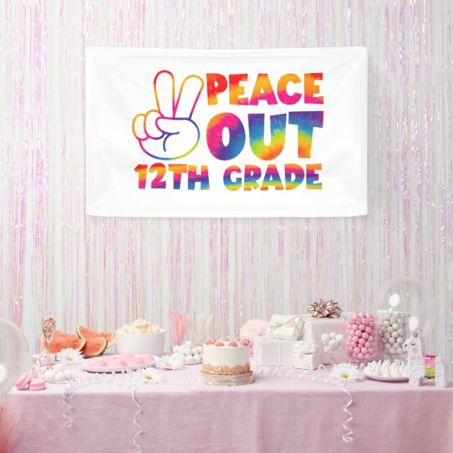 Peace Out Zwölfte Gefärbte Krawatte 12. Klasse Banner (Party)