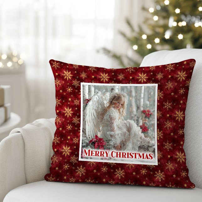 Peaceful Victorian Angel Red and Gold Christmas  Kissen (Peaceful Victorian Angel Red and Gold Christmas Pillow)