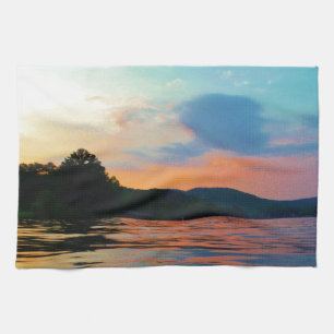 Peach and Blue Sunset on Mountain Lake Küchentuch